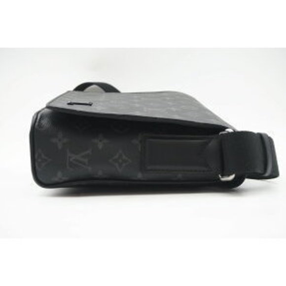 Louis Vuitton Eclipse Black Shoulder Monogram Black Bag NM District - Picture 7 of 9